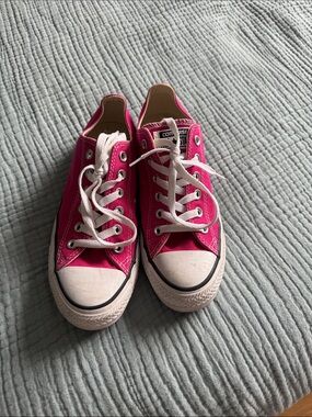 Converse Low Top Sneakers in Hot Pink and White